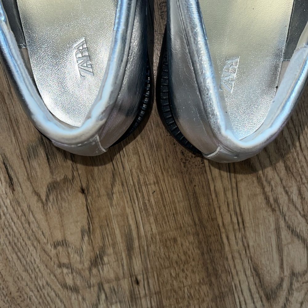 NWOT Zara Silver Metallic Loafers Size 42 or 11 (US) - Picture 10 of 11